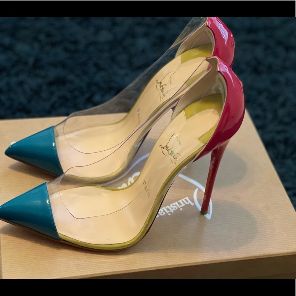 Clear, pink and turquoise pump